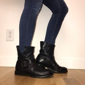 Frye Natalie Engineer Short